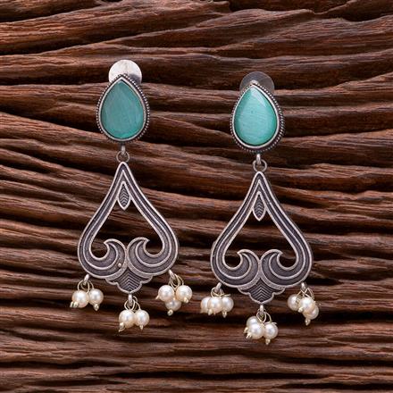 Pearl Earring With Oxidised Plating