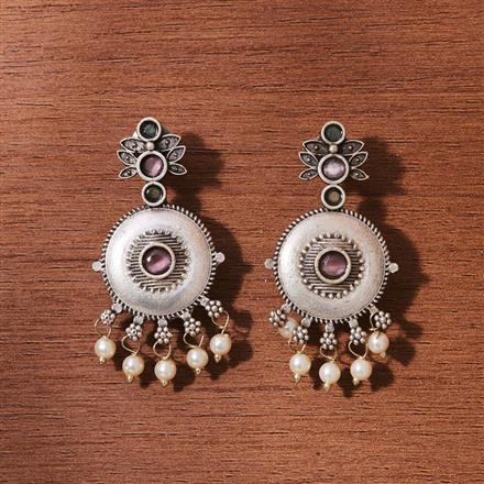 Pearl Earring With Oxidised Plating