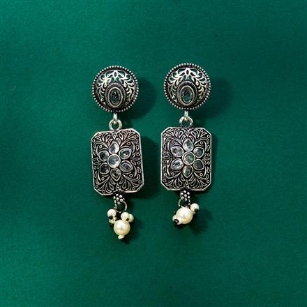 Delicate Earring With Oxidised Plating