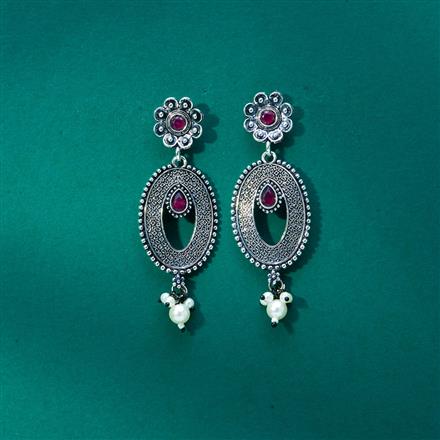 Delicate Earring With Oxidised Plating