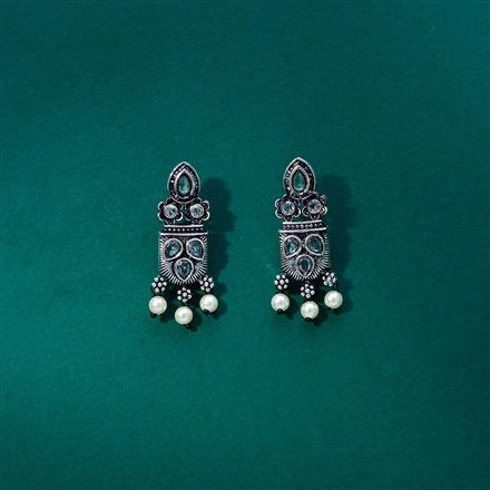 Delicate Earring With Oxidised Plating