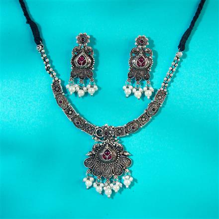 Classic Necklace With Oxidised Plating