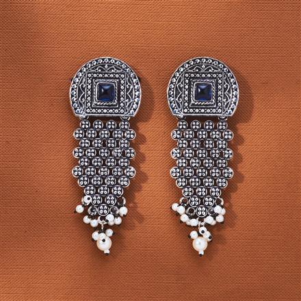 Pearl Earring With Oxidised Plating