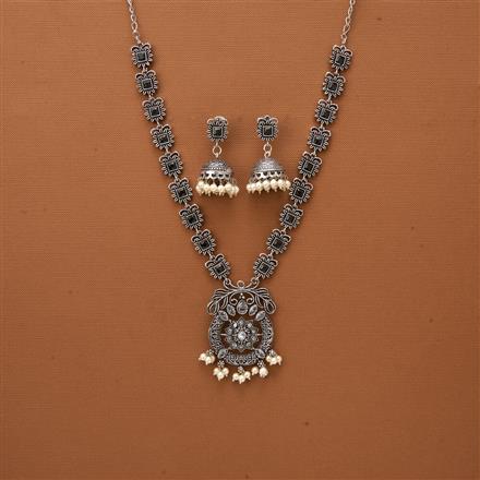 Moti Necklace With Oxidised Plating