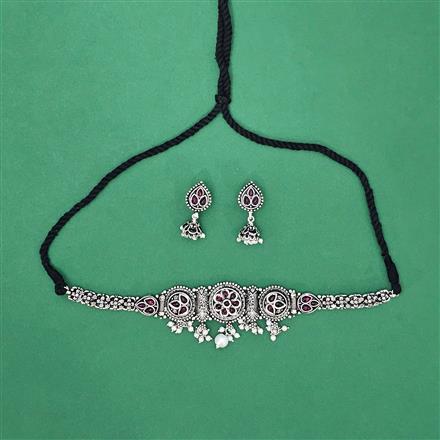 Pearl Necklace With Oxidised Plating