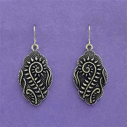 Delicate Earring With Oxidised Plating