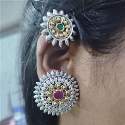 Oxidised Earcuff With 2 Tone Plating