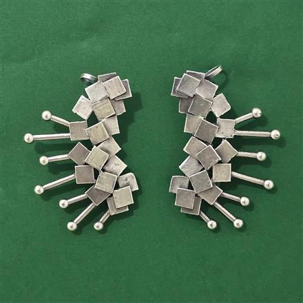 Earcuff With Oxidised Plating