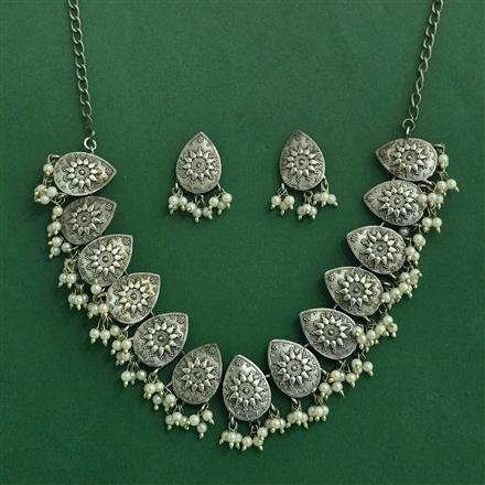 Classic Necklace With Oxidised Plating