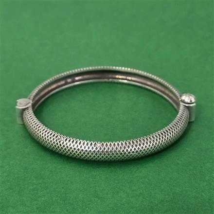 Openable Kada With Oxidised Plating