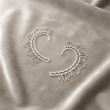 Earcuff With Oxidised Plating