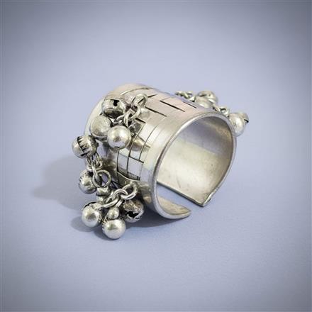 Classic Ring With Oxidised Plating