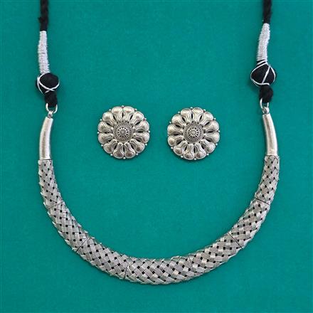 Classic Necklace With Oxidised Plating