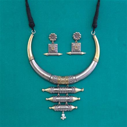 Oxidised Classic Necklace With 2 Tone Plating