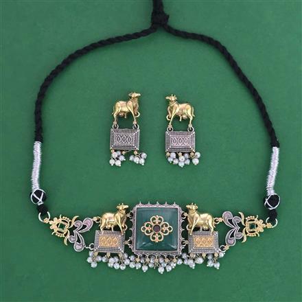 Oxidised Pearl Necklace With 2 Tone Plating