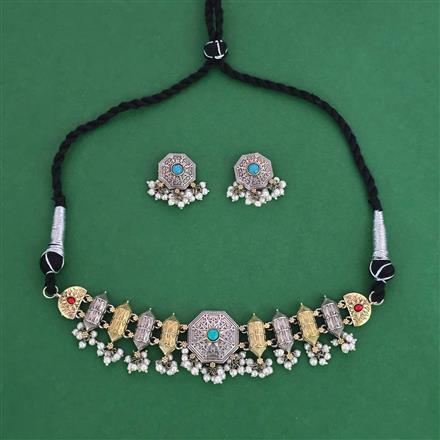 Oxidised Pearl Necklace With 2 Tone Plating