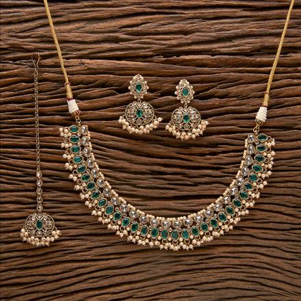 Antique Reverse Ad Stone Necklace With Mehndi Plating