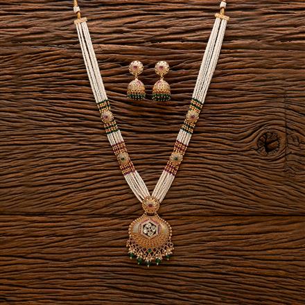 Antique Mala Pendant Set With Matte Gold Plating
