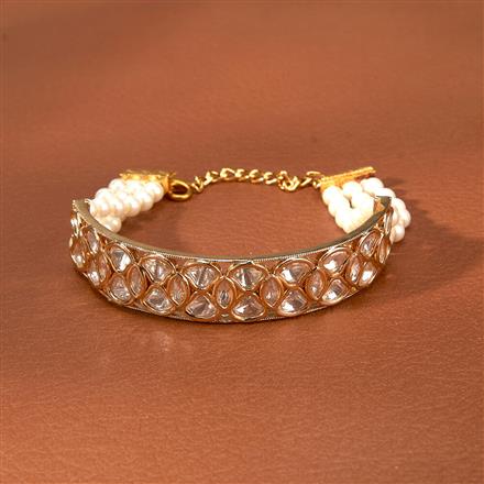 Kundan Adjustable Bracelet With Gold Plating