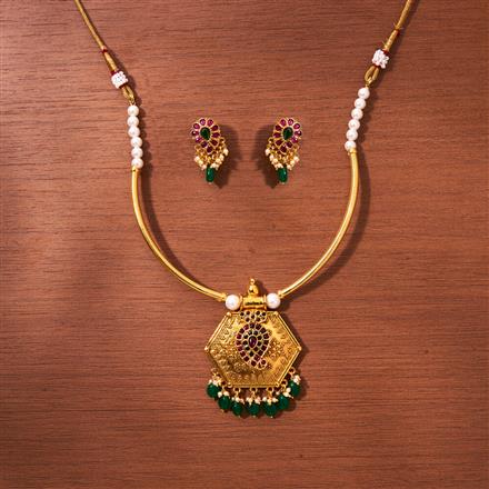 Kundan Moti Necklace With Gold Plating
