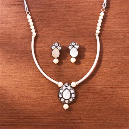 Antique Pipe Necklace With Black Plating
