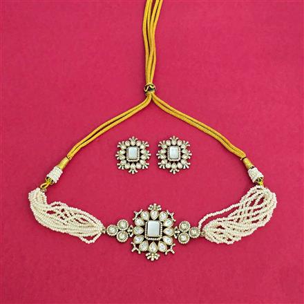 Kundan Choker Necklace With Mehndi Plating
