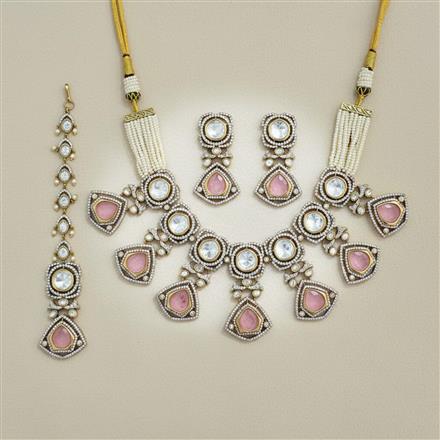 Kundan Moti Necklace With Victorian Plating