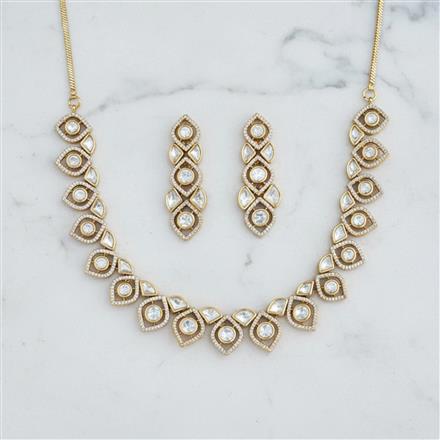 Kundan Classic Necklace With Carat Gold Plating