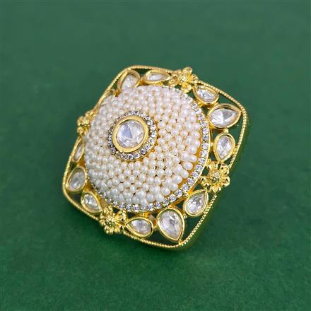 Kundan Moti Ring With Gold Plating