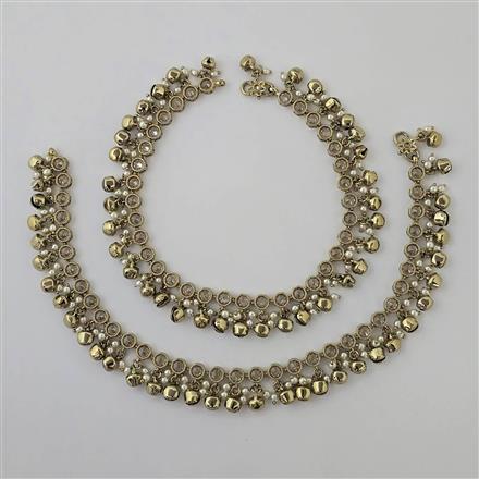 Antique Pearl Payal With Mehndi Plating